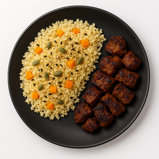 Cous Cous con zanahoria, semillas y comino y Ternera kebab